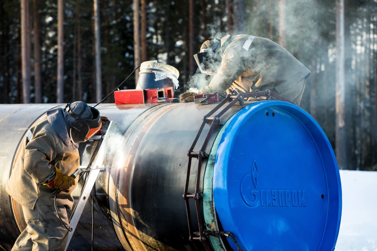 Rosyjski Gazprom poinformował, że od 27 lipca wstrzymuje pracę jeszcze jednej turbiny w gazociągu Nord Stream 1, co będzie skutkowało ograniczeniem dostaw gazu do Europy Zachodniej do 20 procent maksymalnej przepustowości NS1.