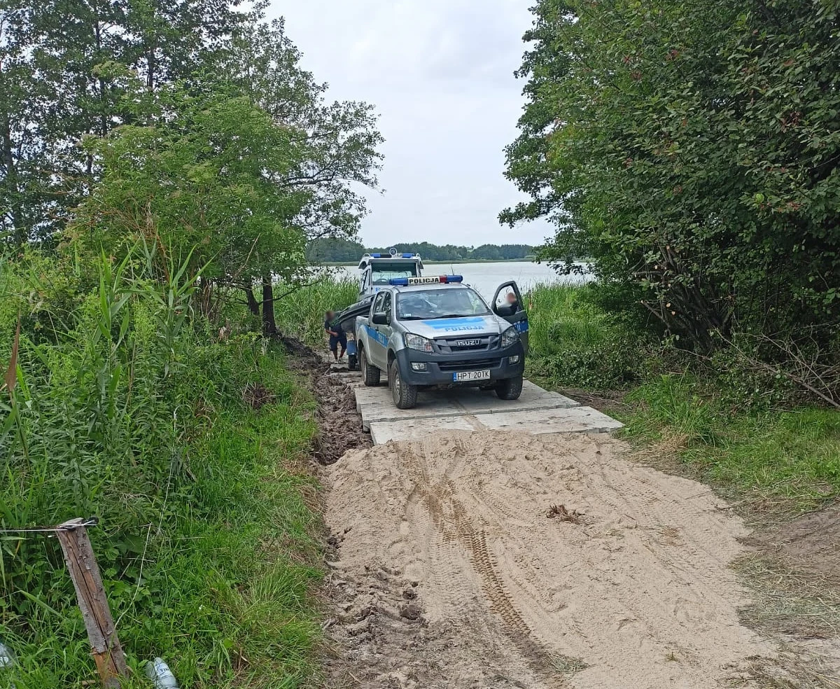 W jeziorze Rink niedaleko Jezioran płetwonurkowie znaleźli ciało 38-letniej Agnieszki. Kobieta zaginęła w zeszłym tygodniu. Przez pięć dni szukali jej strażacy, policjanci, wolontariusze, a także rodzina i przyjaciele.