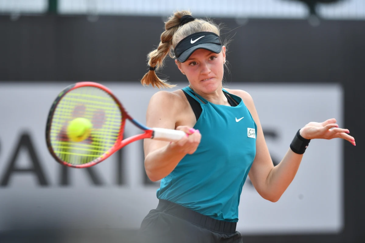 ​Martyna Kubka odpadła w pierwszej rundzie turnieju WTA na kortach ziemnych w Warszawie. W środę polska tenisistka przegrała z Włoszką Elisabettą Cocciaretto 2:6, 3:6.