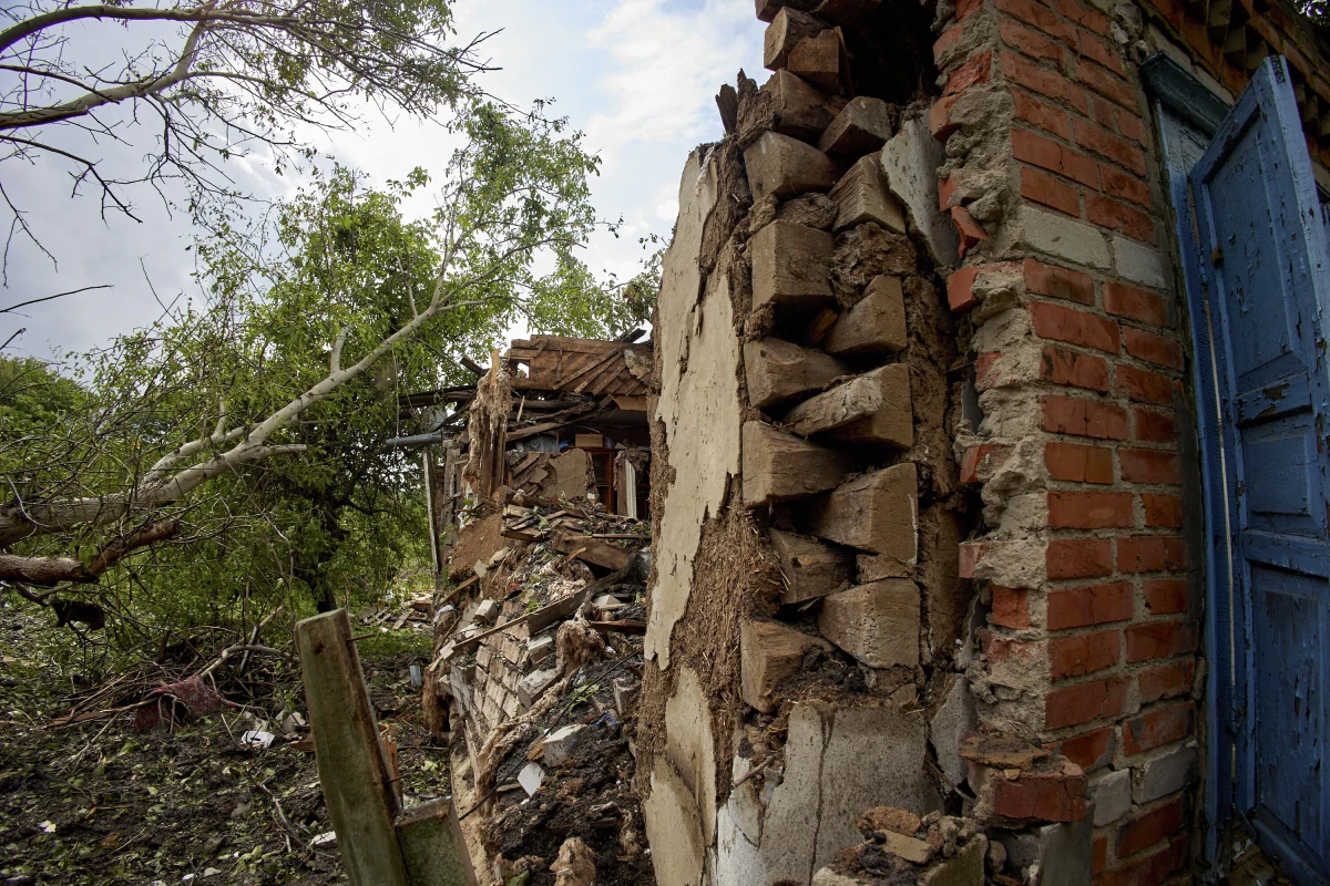 "Rosjanie zabrali ją razem z mężem i synem; wszystkich torturowali, a potem zabili. Ciało jej i jej syna wrzucili z dwoma innymi do masowej mogiły, którą tylko częściowo zasypali ziemią. Jej męża wrzucili do studni" - mówi PAP Tanja, siostra Olgi Suchenko, zamordowanej sołtys Motyżyna.