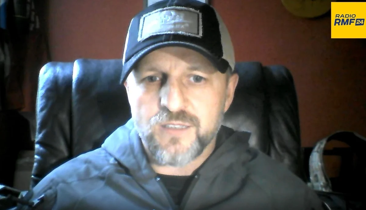 „Rosja każdego dnia, małymi kroczkami uzyskuje przewagę na froncie. Tylko z każdym kolejnym dniem i tygodniem te kroczki są mniejsze. Myślę, że już niedługo dojdziemy do takiego momentu, że Rosja przestanie tę przewagę uzyskiwać” – powiedział Paweł Maleńczuk ps. „Naval”, były żołnierz GROM-u w rozmowie „7 pytań po 7:07”.