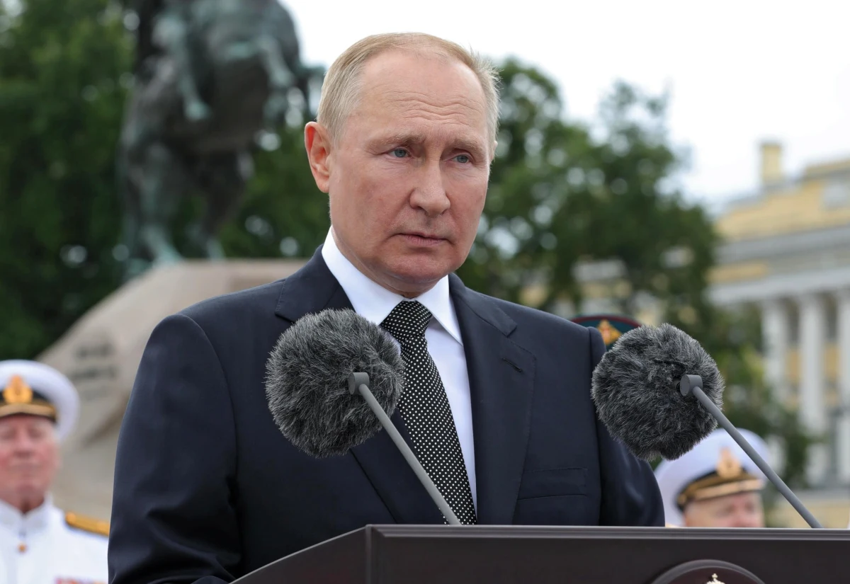 ​W wojnie jądrowej nie ma zwycięzców i nigdy nie należy jej rozpoczynać - powiedział prezydent Rosji Władimir Putin do uczestników 10. Konferencji Przeglądowej Układu o Nierozprzestrzenianiu Broni Jądrowej. Zapewnił, że jego kraj stosuje się do zapisów traktatu.