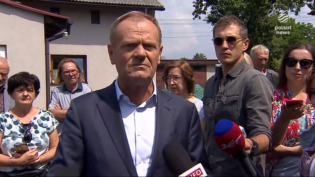 Pytania o zimę i drogie ogrzewanie padają najczęściej podczas objazdu polityków po kraju, ale też co innego podgrzewa polityczne emocje. Opozycyjne armaty skierowane są w Centralny Port Komunikacyjny. Szef Platformy Obywatelskiej zapowiada audyt inwestycji.Materiał dla "Wydarzeń" przygotował Dariusz Ociepa.