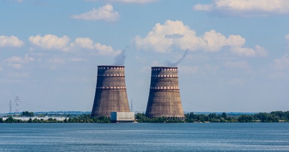 Szef Międzynarodowej Agencji Energii Atomowej (MAEA) ostrzegł, że sytuacja w Zaporoskiej Elektrowni Atomowej jest "całkowicie poza kontrolą". Jego zdaniem, zagrożenie z każdym dniem rośnie.