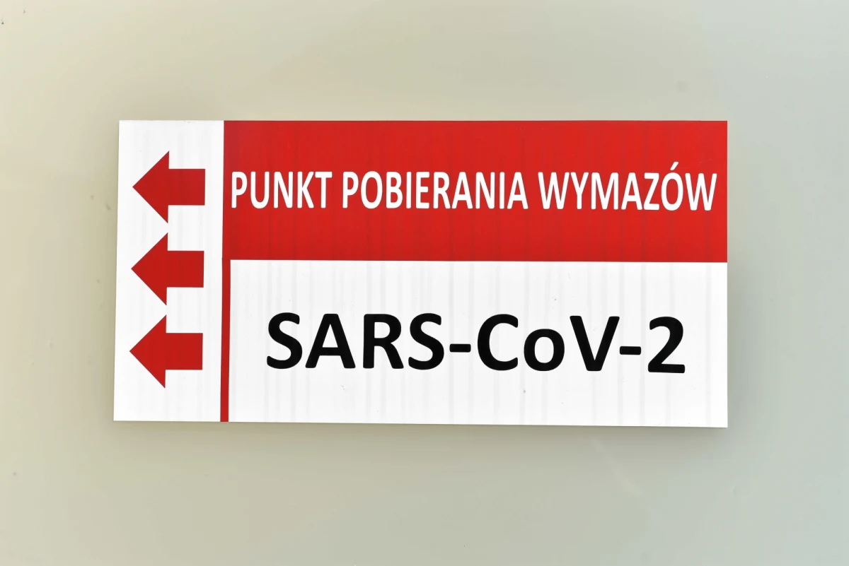 Od 28 lipca do 3 sierpnia badania potwierdziły 21 973 zakażenia koronawirusem, w tym 3577 ponownych. Zmarły 73 osoby z Covid-19 – poinformowało w środę w cotygodniowym zestawieniu Ministerstwo Zdrowia.