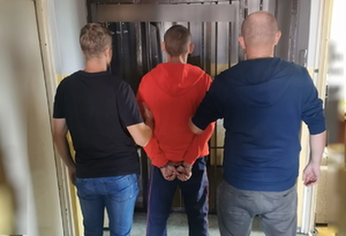 38-latek, który w Częstochowie napadł na taksówkarza, odpowie za usiłowanie zabójstwa. Sąd zdecydował o jego aresztowaniu. Mężczyźnie grozi dożywocie.

