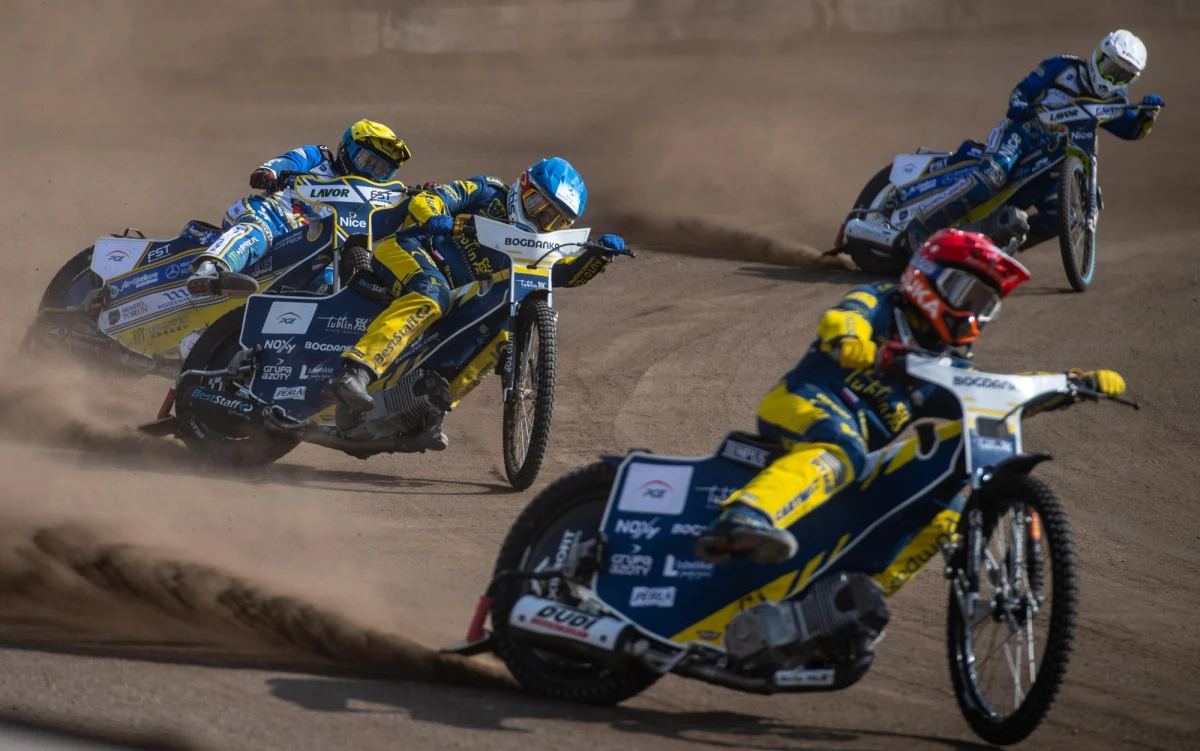 7,4 mln złotych ma kosztować projekt nowego, zadaszonego stadionu żużlowego w Lublinie. Ratusz ogłosił zwycięzcę przetargu. To poznańsko-wrocławskie konsorcjum, które ma 1,5 roku, aby przedstawić gotową dokumentację, potrzebną do rozpoczęcia budowy. 