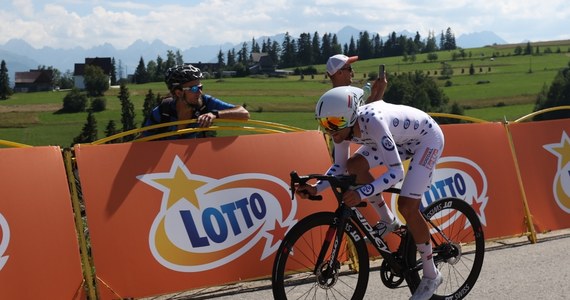 W Krakowie zakończy się dziś 79. Tour de Pologne. Wyścig praktycznie rozstrzygnęła czwartkowa jazda indywidualna na czas na Wierch Rusiński, gdzie żółtą koszulkę lidera założył Brytyjczyk Ethan Hayter z ekipy Ineos Grenadiers.