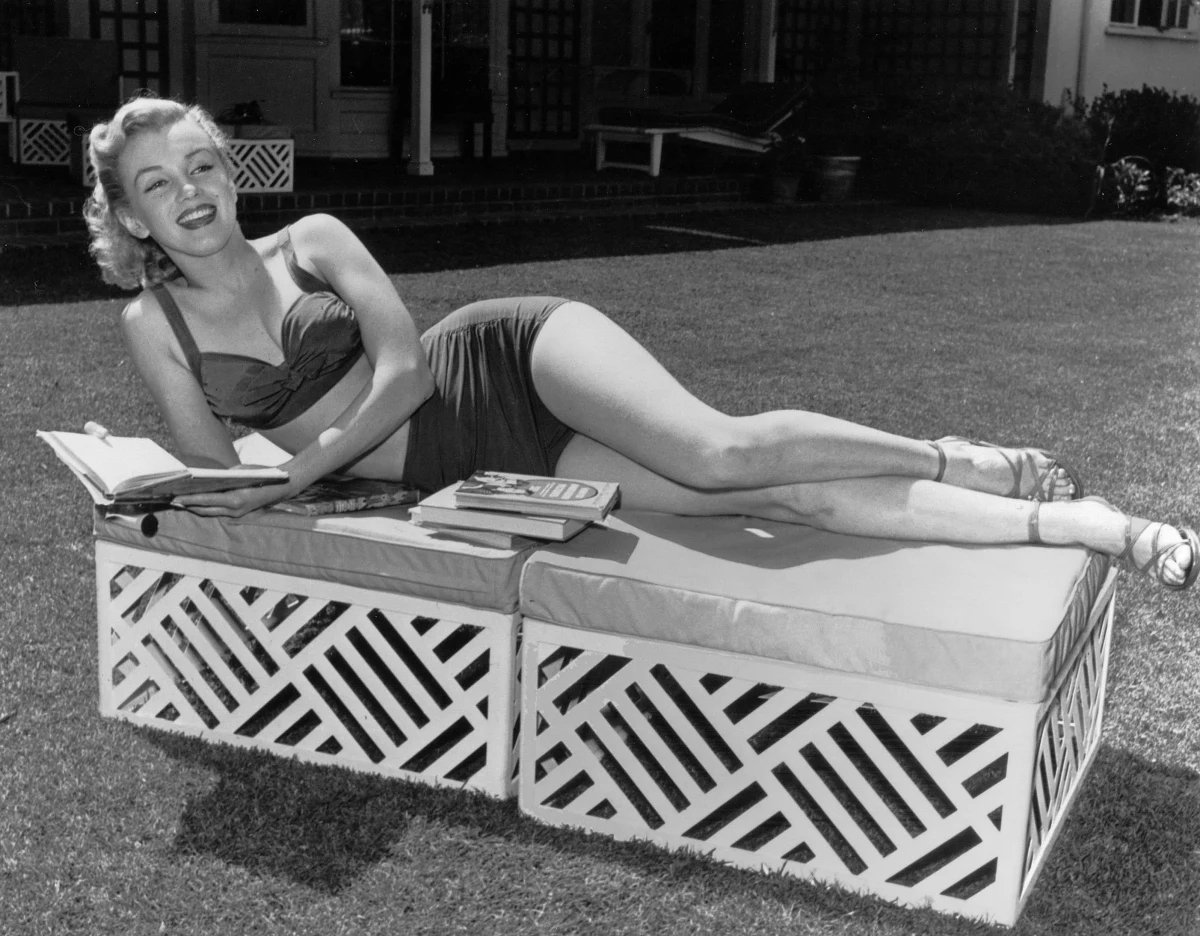 "Marilyn ma w sobie coś z Charliego Chaplina i Grety Garbo. To pierwsza w pełni świadoma i autentyczna aktorka od czasów Garbo. Marilyn to kino w czystej postaci" – pisał biograf Maurice Zolotow. W piątek mija 60 lat od śmierci amerykańskiej artystki.