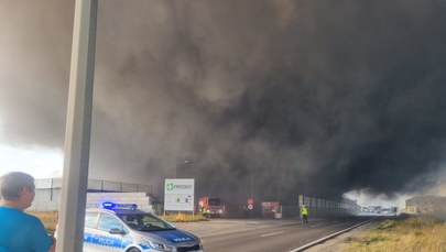 Dolny Śląsk: Potężny pożar w Zakładzie Produkcji Paliw Alternatywnych