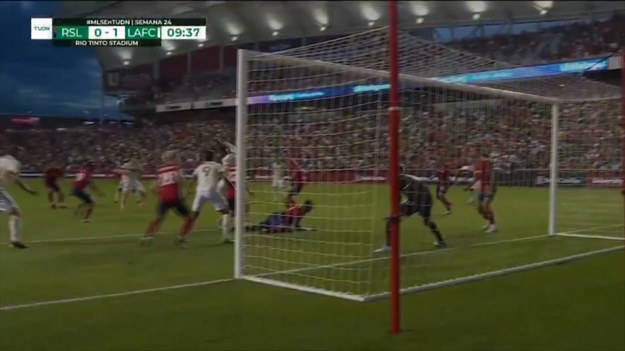 Los Angeles FC wygrało na wyjeździe z Real Salt Lake 4-1. Mecz okrasiły piękne trafienia piłkarzy gości, a szczególnie Cristiana Arango i Garetha Bale'a. Zobacz skrót tego meczu.