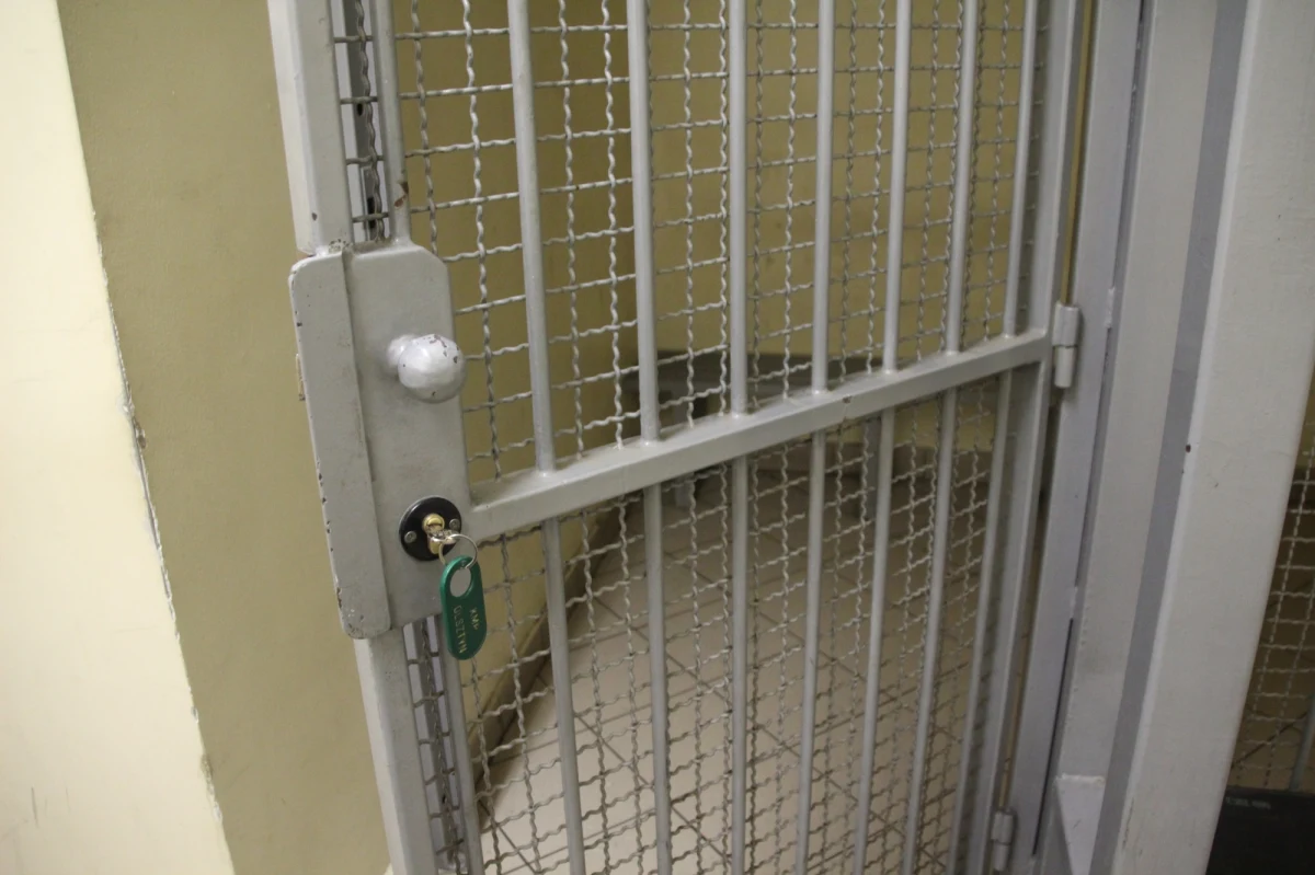 Sąd Rejonowy w Słupsku zdecydował w niedzielę o tymczasowym aresztowaniu na dwa miesiące adwokat Katarzyny R. podejrzanej m.in. o usiłowanie zabójstwa. Prokuratura wnioskowała o trzymiesięczny areszt.