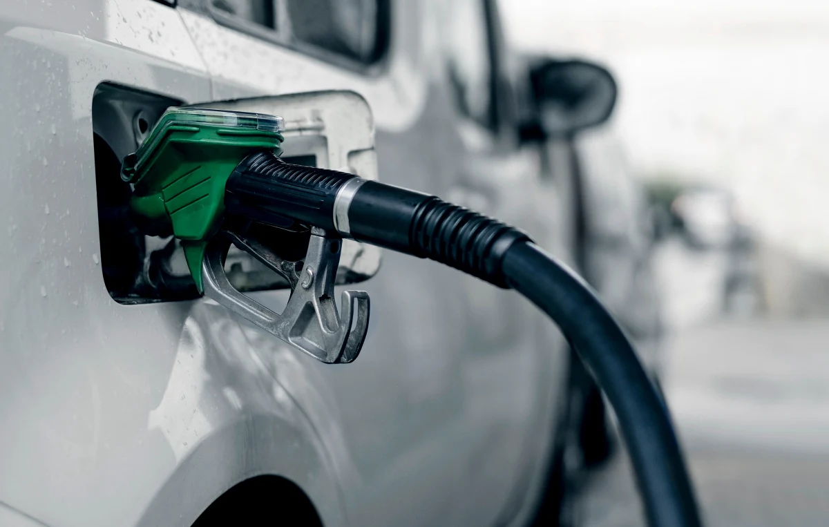 ​Na około 100 stacjach benzynowych na Węgrzech zabrakło paliw - informują media. To pokłosie regulacji cen w tym kraju. Związek właścicieli stacji apeluje do rządu o podniesienie limitów.