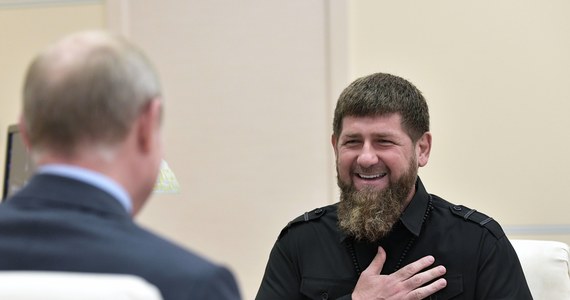 "Dla nas do przyjęcia jest tylko zwycięstwo i żaden z nazistów nie jest w stanie nam go odebrać” - napisał na Telegramie szef Czeczenii Ramzan Kadyrow. Jak dodał, oddziały specjalne "Achmat" i milicja ludowa Ługańskiej Republiki Ludowej zajęły terytorium fabryki Knauf w obwodzie donieckim. 