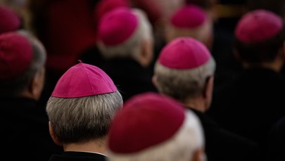 Biskup oskarżony o molestowanie. Duchowny sam chce wyjaśnić sprawę