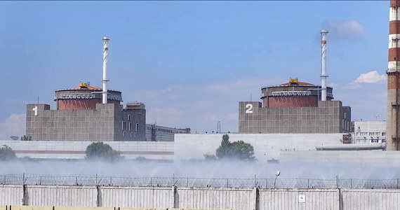 Rosja zaczęła proces przyłączania Zaporoskiej Elektrowni Atomowej na południu Ukrainy do swojej sieci energetycznej i odłączania jej od sieci Ukrainy. Informację tę przekazał prezes koncernu Enerhoatom Petro Kotin w ukraińskiej telewizji.