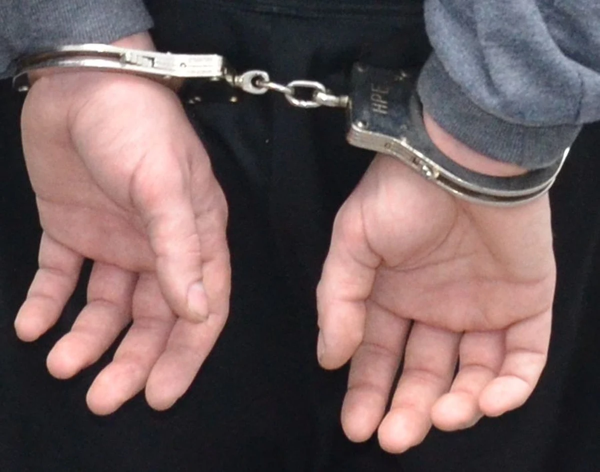 Na trzy miesiące trafił do aresztu 37-letni mieszkaniec Gdańska, który trzymał w domowej lodówce i szafce ponad 400 porcji narkotyków. Mężczyźnie grozi do 15 lat więzienia.