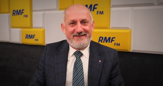 Siedem pytań o 7:07! Na otwarcie czwartkowego programu w internetowym radiu RMF24 naszym gościem będzie poseł PO Sławomir Neumann. Porozmawiamy o pieniądzach, jakie mają płynąć do Polski w ramach Krajowego Planu Odbudowy. 