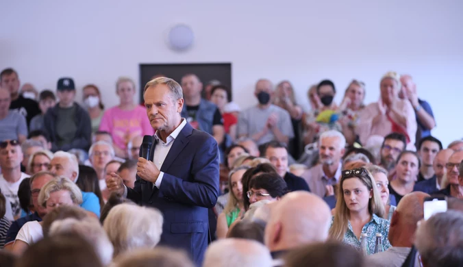 Donald Tusk: W podręczniku do HiT jest wiele dziwnych, a czasami strasznych tez