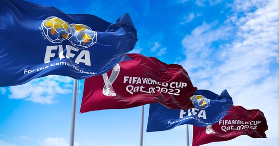 Piłkarskie mistrzostwa świata w Katarze rozpoczną się 20 listopada meczem drużyny gospodarzy z Ekwadorem, czyli dzień wcześniej niż planowano - poinformowała FIFA, potwierdzając wcześniejsze doniesienia mediów.