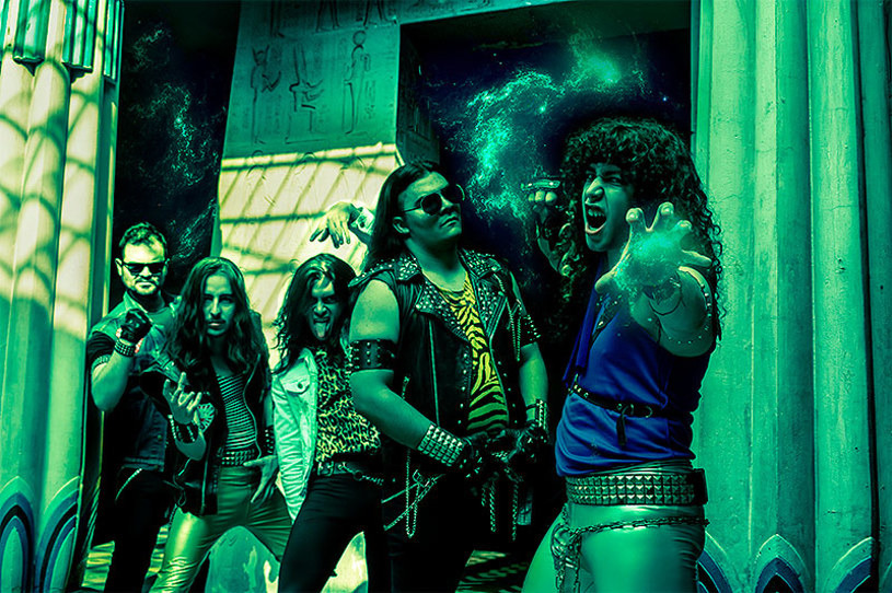 Heavymetalowa grupa Diamond Chazer z Kolumbii szykuje się do wydania pierwszej płyty.