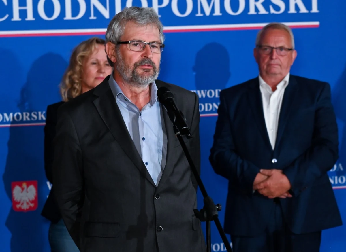 Minister środowiska Brandenburgii odniósł się na Twitterze do niedzielnej konferencji prasowej w Szczecinie. "Nie pytano mnie o wartości rtęci" - pisze Axel Vogel, komentując pytanie zadane mu przez dziennikarza.