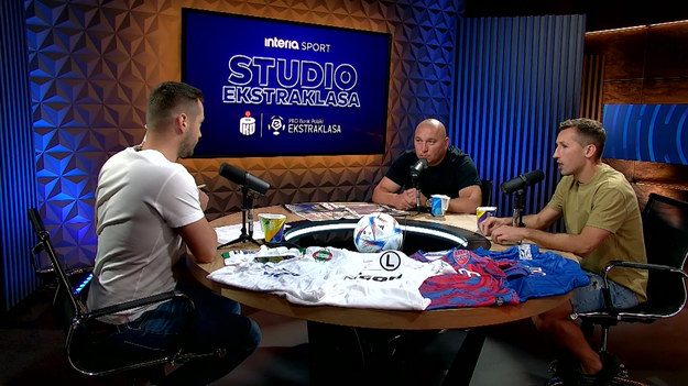 W piątym odcinku drugiego sezonu programu "Studio Ekstraklasa" gośćmi Sebastiana Staszewskiego byli Mariusz Lewandowski i Radosław Majewski.

W każdym odcinku eksperci podsumowują najciekawsze wydarzenia kolejki PKO Bank Polski Ekstraklasy. Oglądaj w poniedziałki o 20:00 NA ŻYWO w Interii! Partnerem projektu jest PKO Bank Polski.
