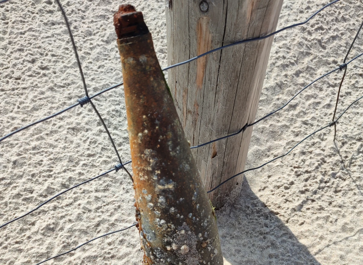 Kolejny niewybuch nad polskim morzem. Zamknięta jest plaża w Ustce. Wcześniej znaleziono dwa niewybuchy na plaży w Kołobrzegu.