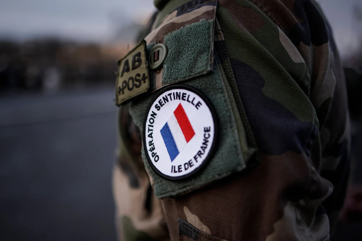 Ostatni francuscy żołnierze z misji Barkhane opuścili w poniedziałek Mali po dziewięciu latach obecności w tym kraju. Eksperci organizacji międzynarodowych ostrzegają przed ekspansją dżihadystów i możliwymi naruszeniami praw człowieka.