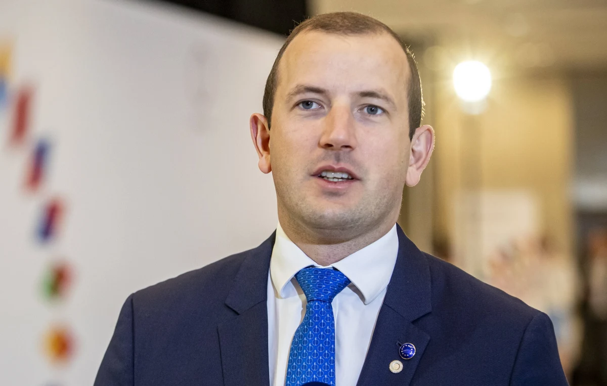 Unijny komisarz ds. środowiska Virginijus Sinkevičius wyraził zaniepokojenie incydentem, który spowodował niszczące szkody ekologiczne i potencjalnymi konsekwencjami dla przyrody, rybołówstwa, rolnictwa i rekreacji w dolnym biegu Odry zarówno w Polsce, jak i w Niemczech - przekazały naszej dziennikarce źródła w KE. Komisarz rozmawiał w sprawie skażenia Odry z niemiecką minister środowiska Steffi Lemke.