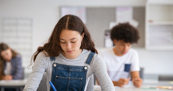 W rekrutacji uzupełniającej do szkół ponadpodstawowych w Olsztynie wzięły udział 1172 osoby, z tego 965 kandydatów zostało zakwalifikowanych. Jako, że nie dla wszystkich starczyło miejsc, uruchomione zostaną dodatkowe oddziały.