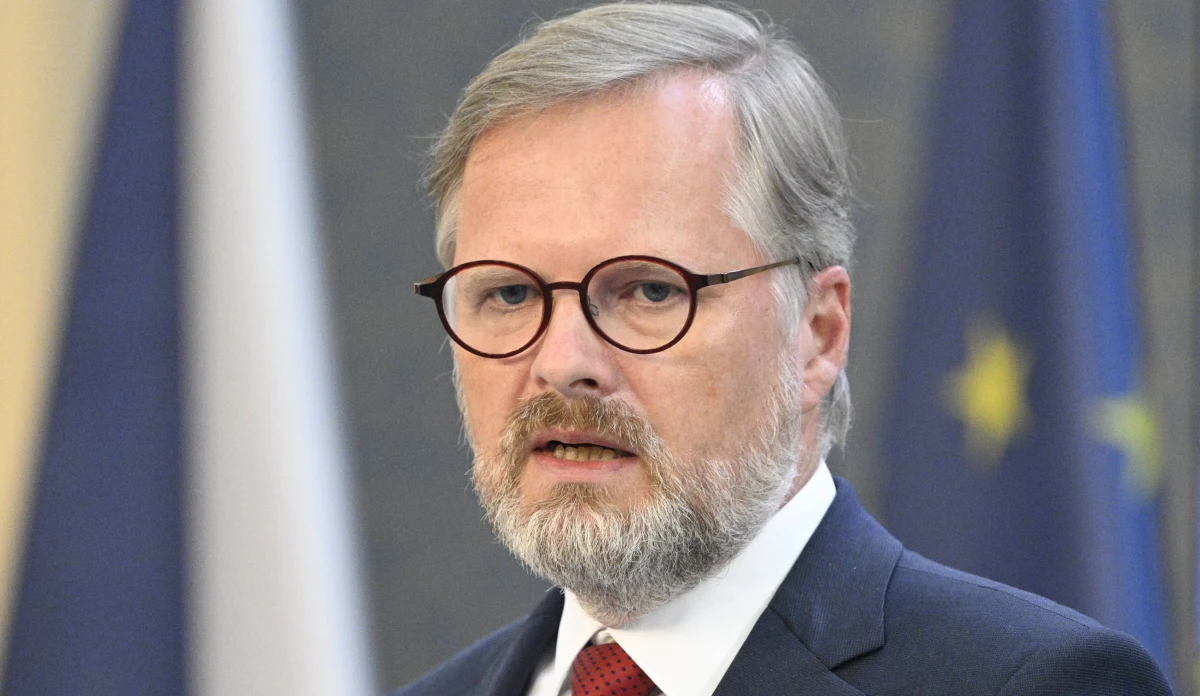 ​Premier Czech Petr Fiala zapowiedział, że gospodarstwa domowe nie będą płacić za utrzymanie mieszkania więcej niż 30 proc. swoich dochodów (35 proc. w Pradze). Jeżeli koszty przekroczą ten poziom, państwo dopłaci obywatelom poprzez tzw. dodatek mieszkaniowy.