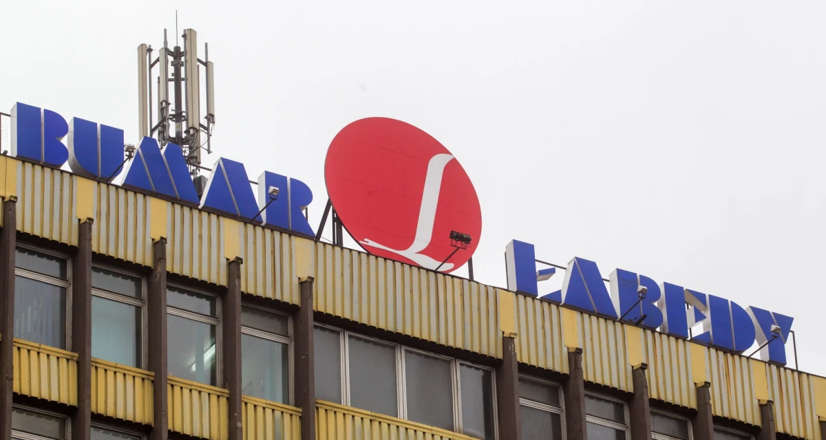 Parametry ścieków odprowadzanych z zakładów Bumar-Łabędy mieszczą się w normach, próbki są regularnie badane, a spółka nie odprowadza do ścieków substancji, które mogłyby spowodować masowe zatrucie organizmów wodnych – oświadczyła firma należąca do Polskiej Grupy Zbrojeniowej. ​Oświadczenie zostało opublikowane w środę na stronie internetowej spółki.