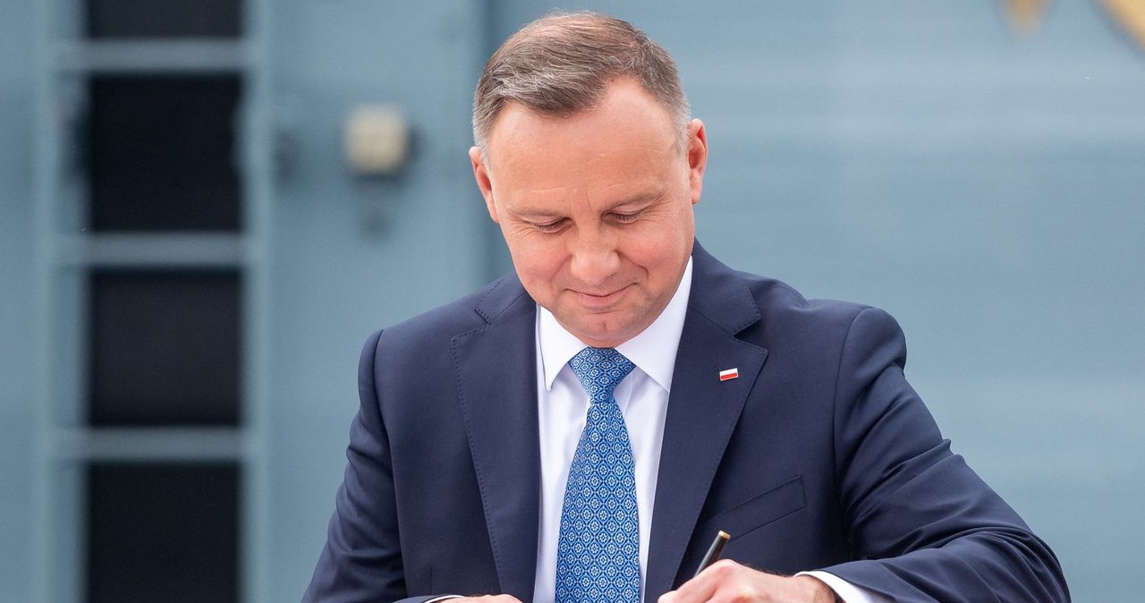 Prezydent, Andrzej, Duda, podpisał, ustawę, okołobudżetową, przyszły, poinformowała, poniedziałek, Kancelaria, Prezydenta, Rzecz Andrzej Duda zdecydował. Chodzi o ustawę okołobudżetową na przyszły rok