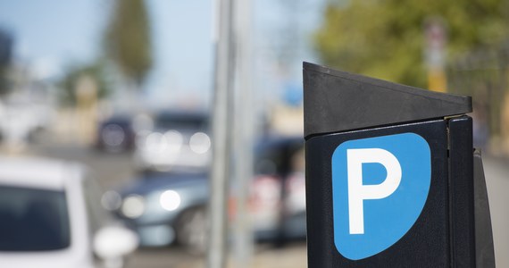 Nowoczesne, z panelami słonecznymi i kilkoma wariantami płatności. 45 nowych parkometrów stanęło przy nowosądeckich parkingach. Na razie trwają testy, ale już za kilka dni zostaną one włączone.