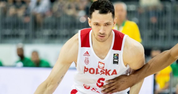 Reprezentacja Polski koszykarzy pokonała w Atenach Turcję 87:86 (23:17, 12:21, 28:21, 24:27) w swoim drugim meczu 31. Turnieju Akropolu. To pierwsze zwycięstwo Biało-Czerwonych w spotkaniach towarzyskich przed wrześniowym Eurobasketem. W piątek ich rywalami będą Gruzini.