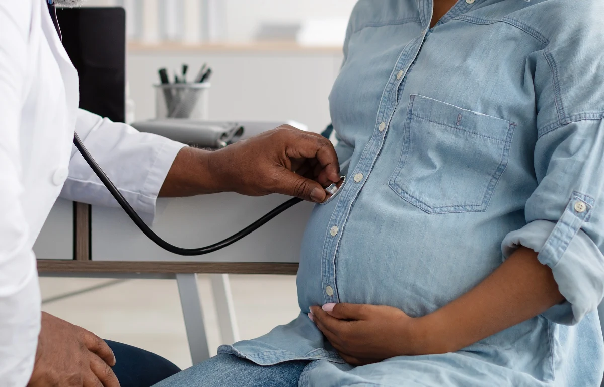 ​Śmiertelność kobiet w ciąży wzrosła w Portugalii do nienotowanego od 38 lat poziomu - podały portugalskie media, przypominając o pogarszającej się sytuacji na szpitalnych izbach położniczych.