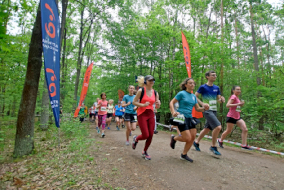 10 września w Lesie Bielańskim, rusza trzecia odsłona Leśnej Triady Biegowej. Bieg dla dorosłych, nordic walking, biegi i atrakcje dla dzieci – wszystko to bezpłatnie. Zapisy ruszyły. 