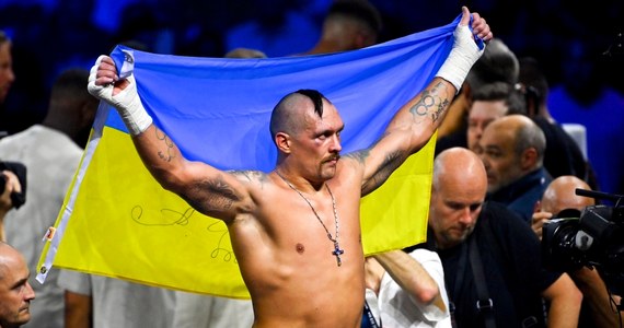 Ołeksandr Usyk obronił pasy mistrzowskie wagi ciężkiej federacji WBA, WBO, IBF oraz IBO. Ukraiński bokser ponownie pokonał Brytyjczyka Anthony'ego Joshuę, tym razem nie jednogłośnie na punkty.