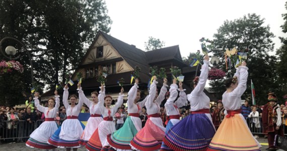W Zakopanem ruszył 53. Międzynarodowy Festiwal Folkloru Ziem Górskich, na który przyjechały zespoły z kilku kontynentów. Festiwal tradycyjnie rozpoczął się korowodem wszystkich uczestników imprezy, ulicami miasta.
