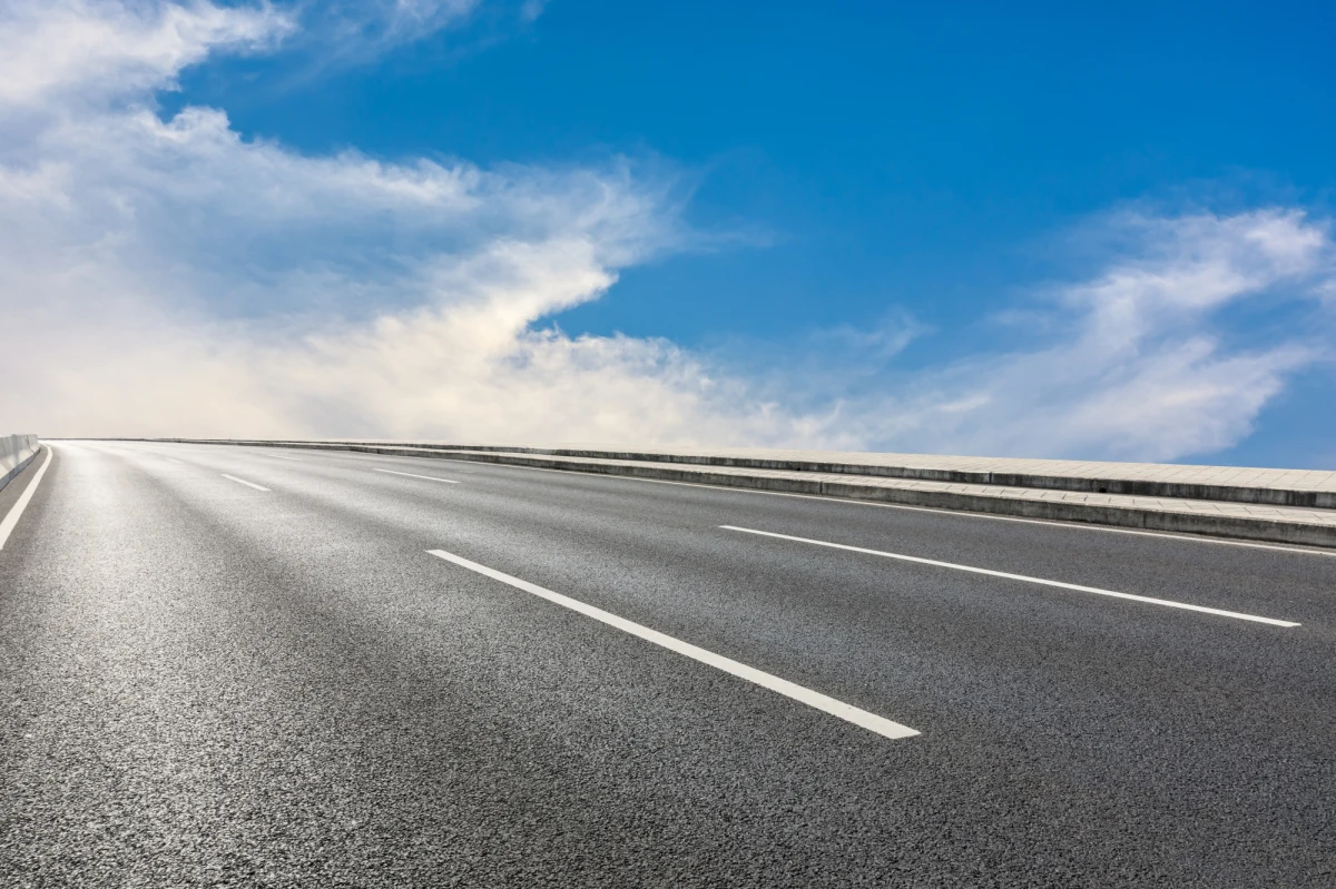 Ważna wylotówka z Warszawy zostanie zmodernizowana. Wojewoda Mazowiecki dał zgodę, na rozpoczęcie prac na krajowej siódemce Modlin - Czosnów. 