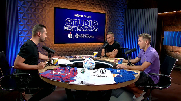 W szóstym odcinku drugiego sezonu programu "Studio Ekstraklasa" gośćmi Sebastiana Staszewskiego byli Sławomir Peszko i Radosław Majewski.

W każdym odcinku eksperci podsumowują najciekawsze wydarzenia kolejki PKO Bank Polski Ekstraklasy. Oglądaj w poniedziałki o 20:00 NA ŻYWO w Interii! Partnerem projektu jest PKO Bank Polski.
