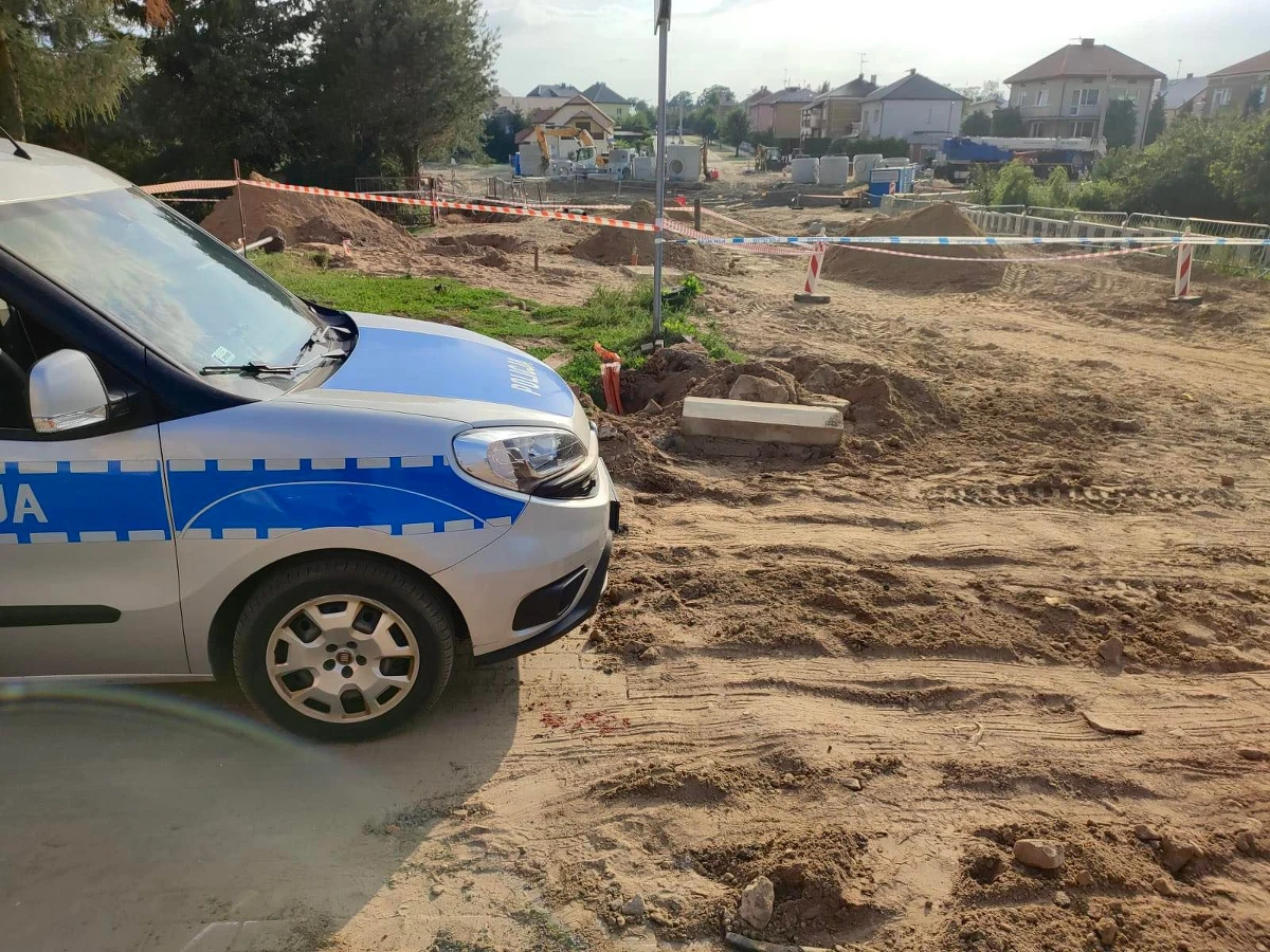 Zakończyła akcja saperów, którzy podjęli pięć niewybuchów. Na dwie miny z czasów II wojny światowej natknęli się robotnicy remontujący drogę w Kolnie w Podlaskiem. Konieczna była ewakuacja niemal 2 tys. osób.