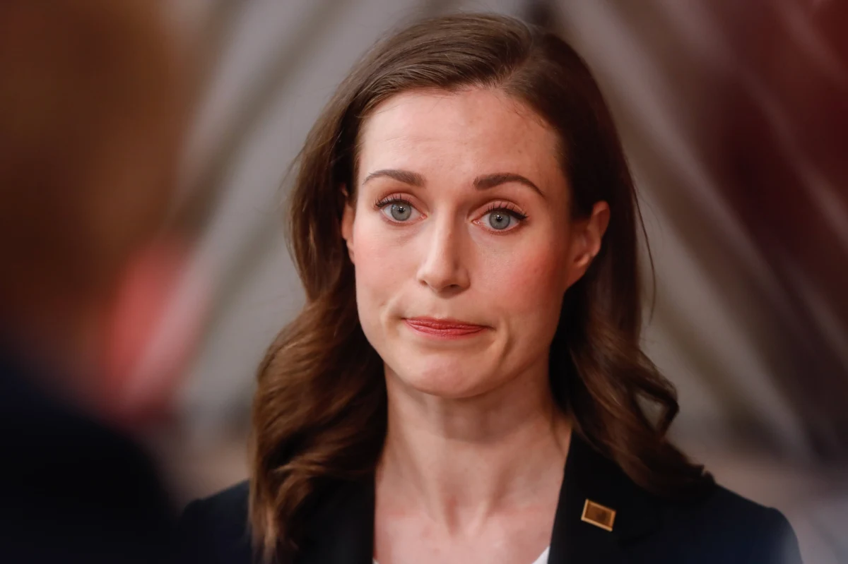 Sanna Marin podczas konferencji prasowej w Helsinkach pochwaliła Polskę, twierdząc, że nasz kraj odgrywa znaczącą rolę w niesieniu pomocy Ukrainie. To pierwsze publiczne i oficjalne wystąpienie premier Finlandii od czasu ujawnienia nagrań z nocnych imprez.