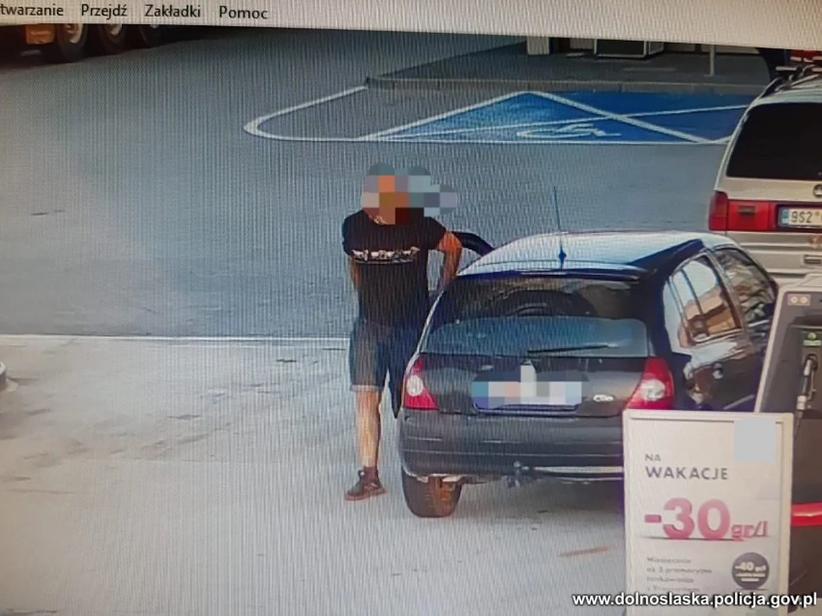 Policjanci z Jawora zatrzymali 26-latka podejrzanego o kradzieże paliwa z kilku stacji w powiatach jaworskim, legnickim i jeleniogórskim. Mężczyzna działał według tego samego schematu: tankował do baku i do kanistrów, a potem odjeżdżał nie płacąc. Używał przy tym różnych samochodów.  

