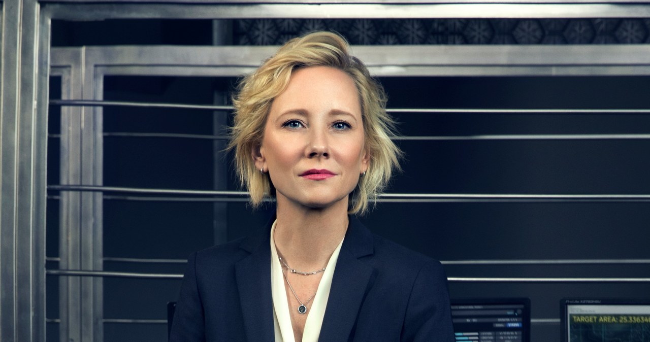 Anne Heche zmarła w wieku 53 lat, a informacją o jej wypadku żył cały świat. Gwiazda takich filmów, jak "Sześć dni, siedem nocy", "Psychol", "Donnie Brasco" czy "Wybór Gracie" odeszła, zostawiając dwóch synów. W oficjalnym oświadczeniu przekazali oni, gdzie zostanie pochowana aktorka.