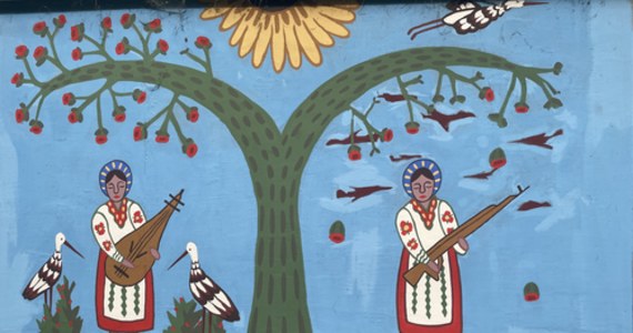 Ponad 30 antywojennych murali powstało w ostatnich sześciu miesiącach na murze obok stacji Pomorskiej Kolei Metropolitalnej Gdańsk-Jasień. Większość jest autorstwa trójmiejskich artystów, ale swój sprzeciw wobec wojny na Ukrainie wyrazili też studenci z Lublina i Wrocławia oraz młodzi artyści pochodzący z Ukrainy i Białorusi.

