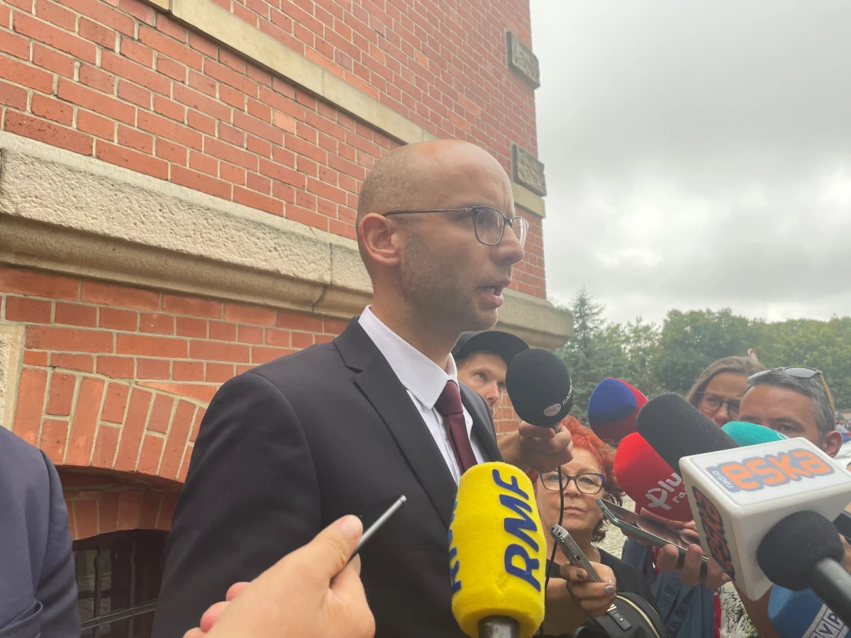 Władze Gdańska nie zamierzają zapłacić firmie odpowiedzialnej za projekt „Opływ na wypasie” - ogłosili dziś urzędnicy. Dodatkowo zapowiedzieli też złożenie trzech kolejnych zawiadomień do prokuratury i poinformowali o karach wobec urzędników. To upomnienia.