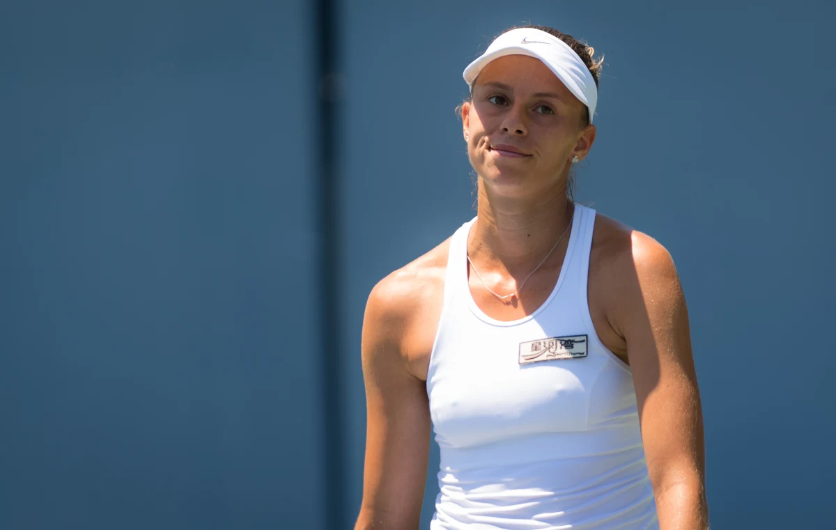 Magda Linette odpadła w ćwierćfinale turnieju WTA na twardych kortach w Cleveland (pula nagród 251,7 tys. dol.). Polska tenisistka przegrała z Rosjanką Ludmiłą Samsonową 4:6, 3:6. Spotkanie trwało 95 minut.