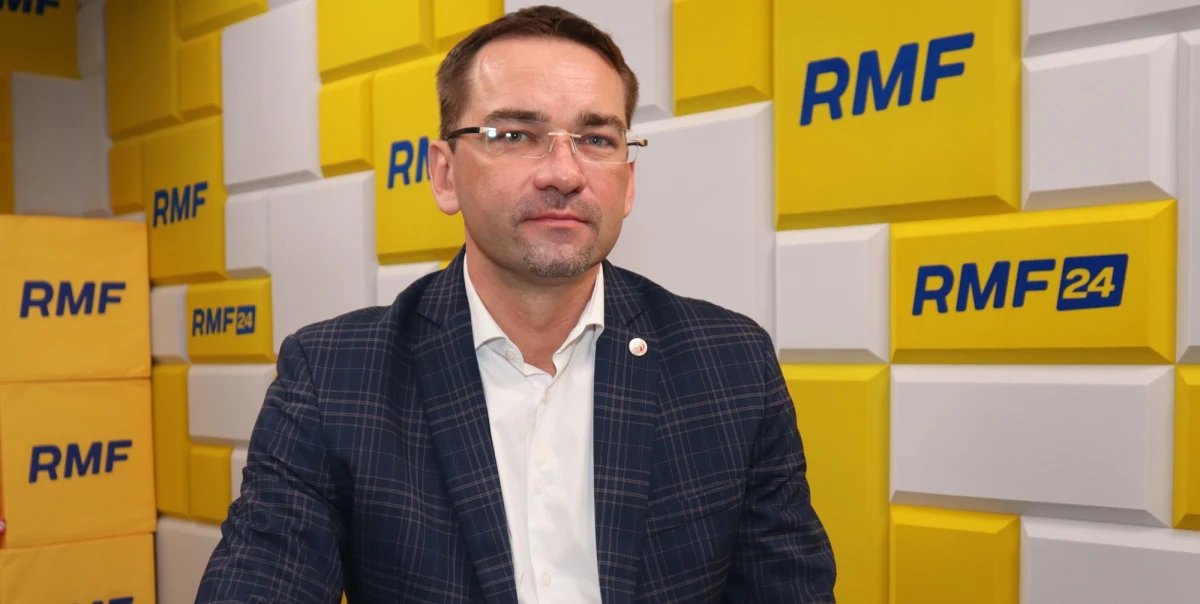 "Presja jest przywilejem tych, którzy są faworytami (...) Jesteśmy w gronie faworytów i myślę, że nas stać (na kolejne zwycięstwo w mistrzostwach świata w siatkówce - red.)" - mówił w Rozmowie w południe w RMF FM prezes Polskiego Związku Piłki Siatkowej Sebastian Świderski.